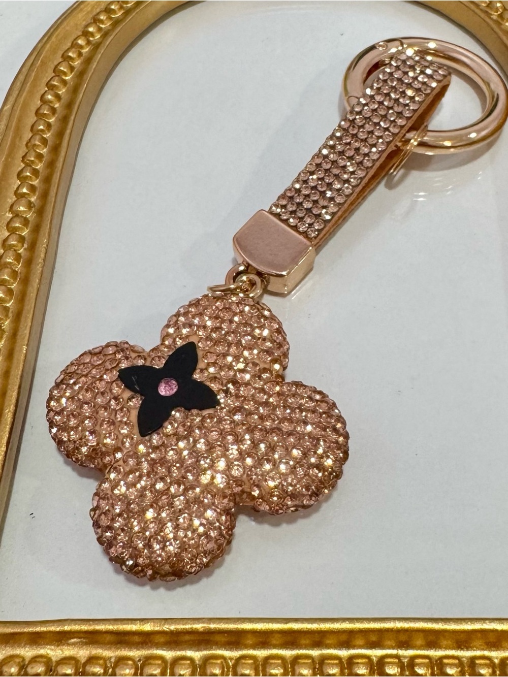 New Champagne Metal Crystal Flower Motif Keychain